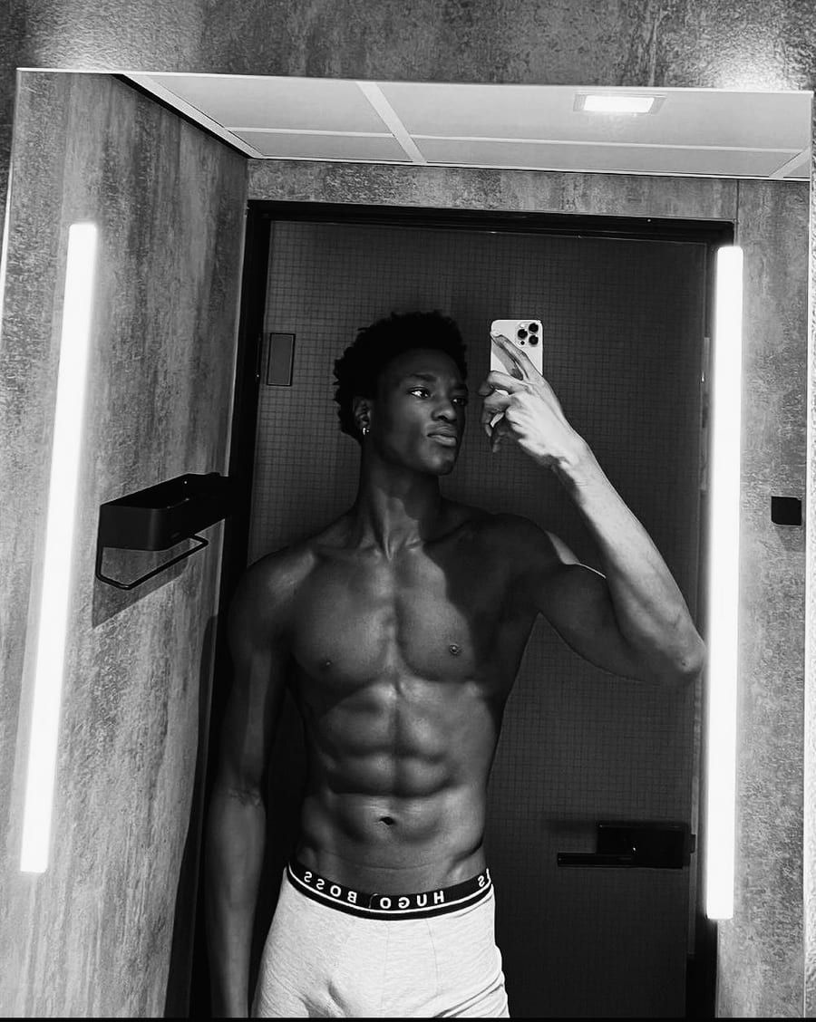 Profil de Sekou, 32 ans, Gay pride à Zweidlen (Zurich)