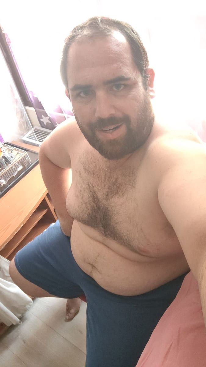 Raian - Gay pride à Flüeli-Ranft Profil de Raian, 26 ans, Gay pride à Flüeli-Ranft (Obwald)