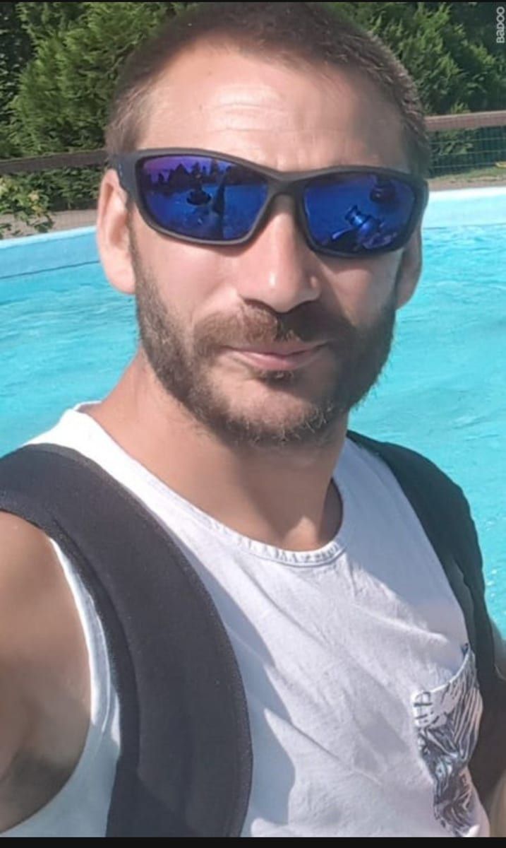 Profil de Constantino, 36 ans, Gay pride à Zoug (Zoug)