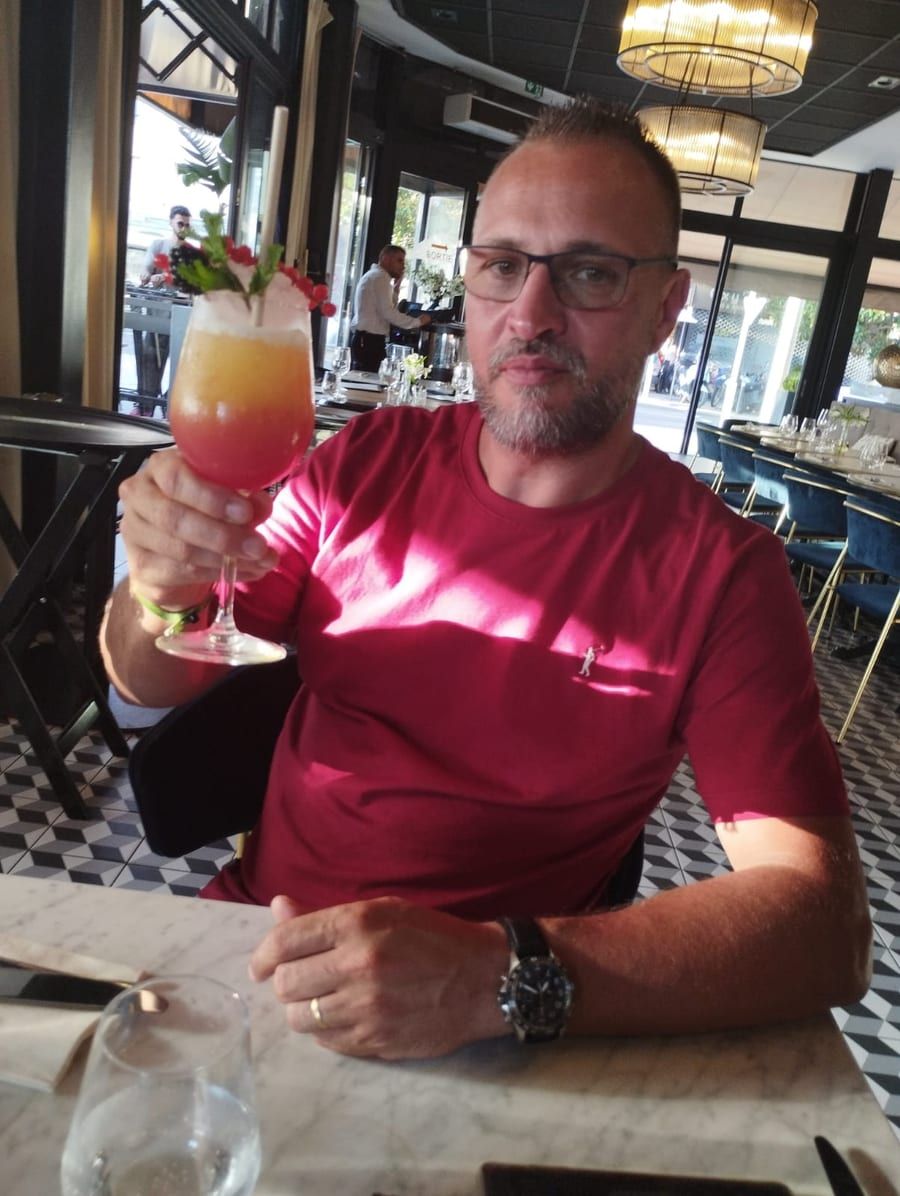 Profil de Ouahib, 37 ans, Gay pride à Echallens (Vaud)